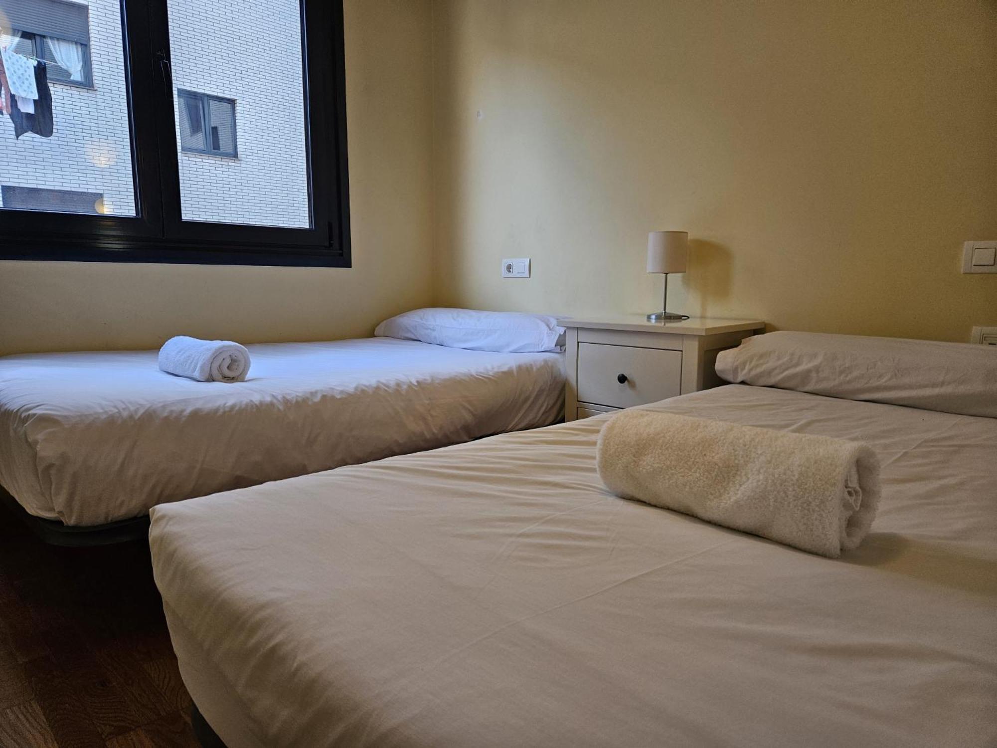 1A106 Amplio Y Comodo Apartamento 기욘 외부 사진